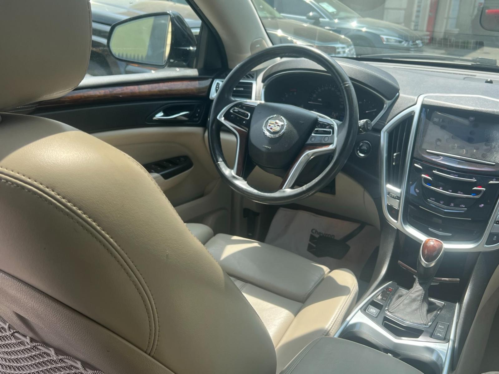 2013 BLACK /Beige leather Cadillac SRX (3GYFNGE37DS) , located at 1018 Brunswick Ave, Trenton, NJ, 08638, (609) 989-0900, 40.240086, -74.748085 - Can you say "Brand New" because that is exactly what this vehicle is.. Brand new in every way with only 29k Miles on it!! A must see in every way! - Photo #18